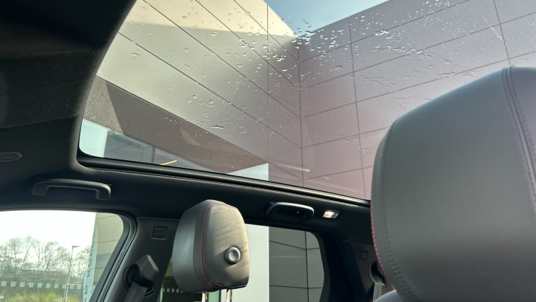 Land Rover Discovery Sport 1.5 P300e R-Dynamic HSE 5dr Auto [5 Seat] Station Wagon